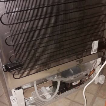 Bosch Buzdolabı Arka Kapağı