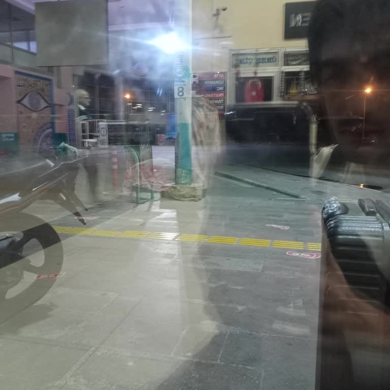 İstanbul Kalesi Otobüsünün Geç Kalması Yolcuları Mağdur Etti