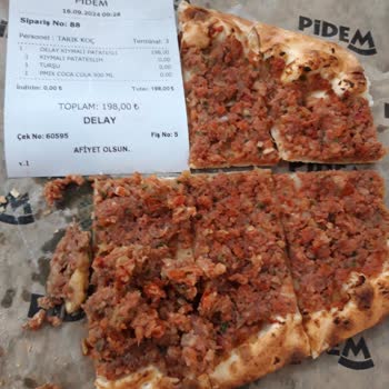 Pidem Restaurant İstanbul Havalimanı'nda Kötü Pide Deneyimi