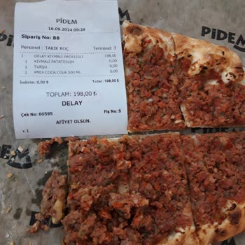 Pidem Restaurant İstanbul Havalimanı'nda Kötü Pide Deneyimi