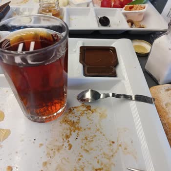 Köfteci Yusuf Denizli Simpaş AVM Kahvaltı Cay Cay Kasığı