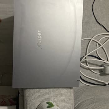 Casper Nirvana Ekran Arkası Kararma Casper