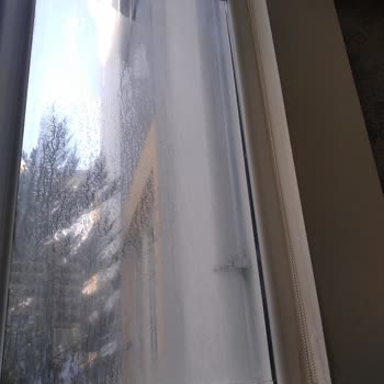 Işık Pen Winsa Cam Hatasını Telafi Etmiyor