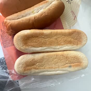 BİM Küflenen Ekmecik Firmasının Sandviç Ekmeği