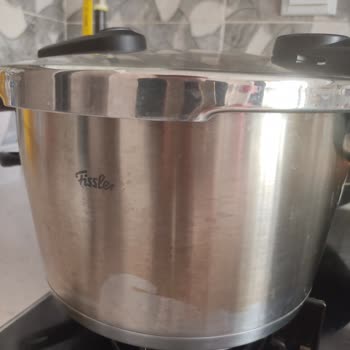 Fissler Düdüklü Tencere Karardı