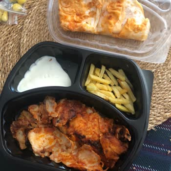 Tavuk Fakültesi Joker İndirimi İle Gelen Hayal Kırıklığı: Soğuk Ve Bayat Yemek