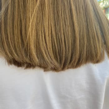 Eylül Öztürk Tuzla Saç Kesimi