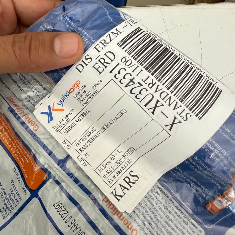 Yurtiçi Kargo Kargomu Kaybetti Doğru Düzgün Cevap Alamıyorum.