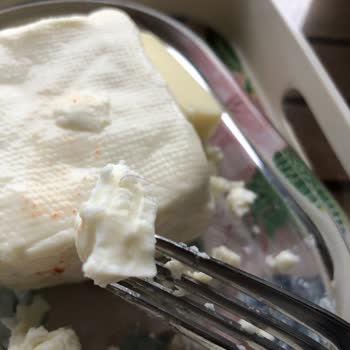 Çirozlar Marka Peynirden Kıl Çıktı