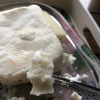 Çirozlar Marka Peynirden Kıl Çıktı