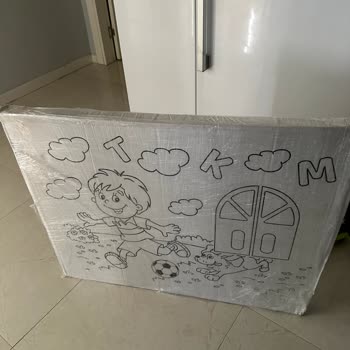 Joyjunction.com.tr Ahşap Yerine, Karton Geldi Ve Alakasız Bir Ürün