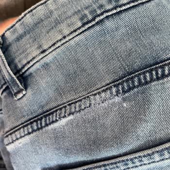 Hugo Boss Jeans mit schlechter Qualität und Mängel nach erster Wäsche