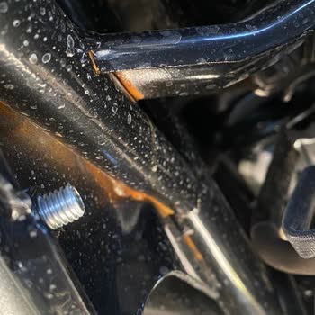 Mondial Strada Kaynak Yerleri Paslanmaya Başladı