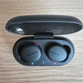 Sony Eurasia Sony WF-XB700 Bluetooth Kulaklık Şarj Olmuyor