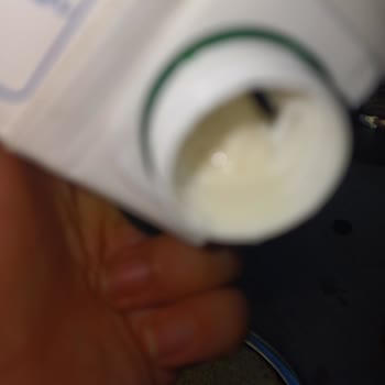 BİM Süt Bozuk Çıkıyor