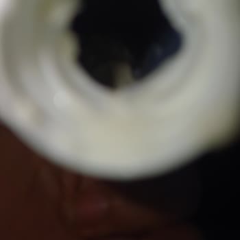 BİM Süt Bozuk Çıkıyor