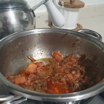 Köylü İşi (Koyluisiurunler) Boyalı Biber Salçası