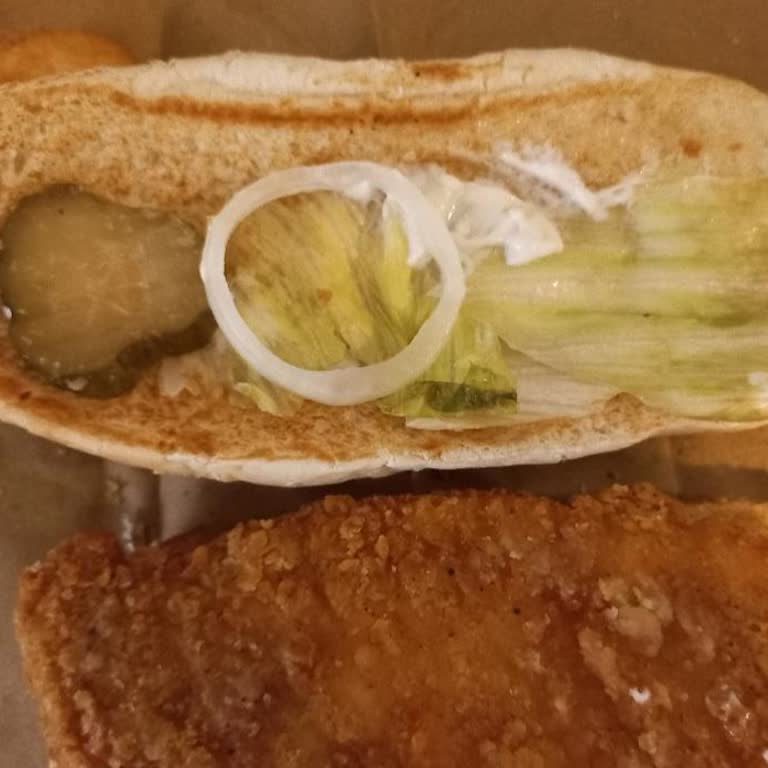 Burger King Aydınlıkevler Şubesi Az Malzeme Şikayeti