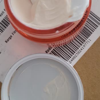 Clinique Türkiye Kampanyalı Ürünlerde Değişim Sorunu Ve Hasarlı Ürün Teslimatı