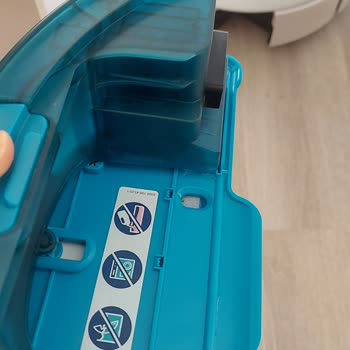PHILIPS Ev Aletleri Philips Robot Süpürge Su Akıtıyor
