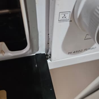 Simfer Kapak Menteşesi Sorunu