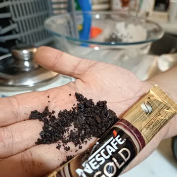 Nescafe Koyu Ve Topaklanmış