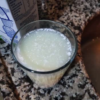 BİM SKT Geçmemiş Fakat Bozuk Süt