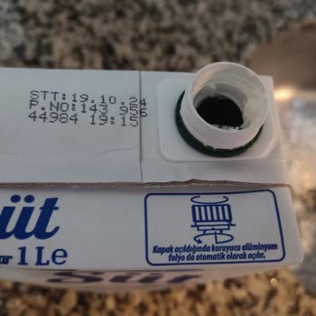 BİM SKT Geçmemiş Fakat Bozuk Süt