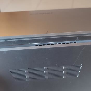 Casper Nirvana Casper Notebook Kendiliğinden Kırılıyor