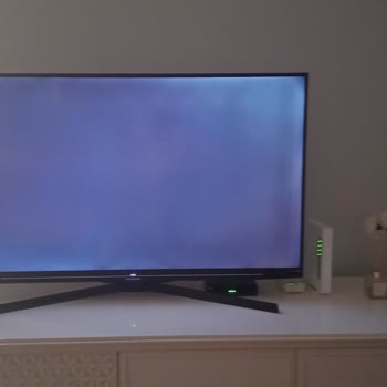 Grundig TV Ekranda Gölgeli Görüntü
