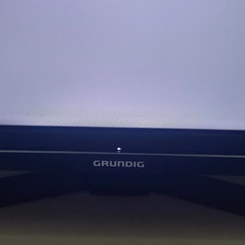 Grundig TV Ekranda Gölgeli Görüntü