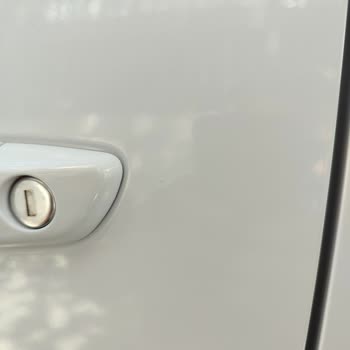 Opel Combo'da Boya Döküntüsü Ve Servis Sorunları
