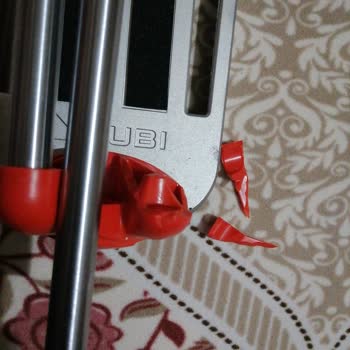 Sesam Group Kırık Ürün Geldi!