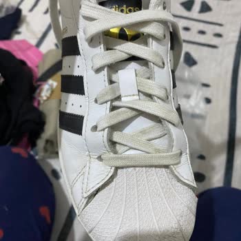 SuperStep'ten Alınan Adidas Superstar Ayakkabının Önlerinin Açılması