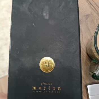 Royal Platinum Parfümeri Royal Platinum Parfümden Koku Aldım Pişman Oldum!