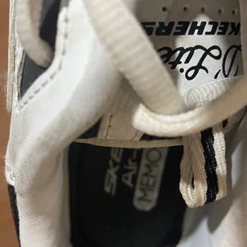 Skechers Ayakkabı Kısa Bir Süre İçinde Kullanılmayacak Duruma Geldi