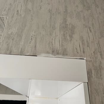 Öğütçü Yapı Halen İskan Almak İçin Bina Yöneticisi Ve Sakinleri Uğraşmakta