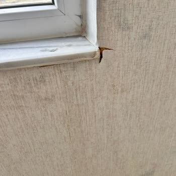 Öğütçü Yapı Halen İskan Almak İçin Bina Yöneticisi Ve Sakinleri Uğraşmakta