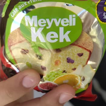 BİM Üründe Uzun Bir Tel Saç Çıktı