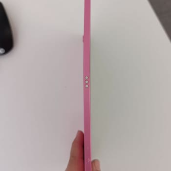 Zorlu AVM Apple Mağazası İpad Bükülme Sorunu