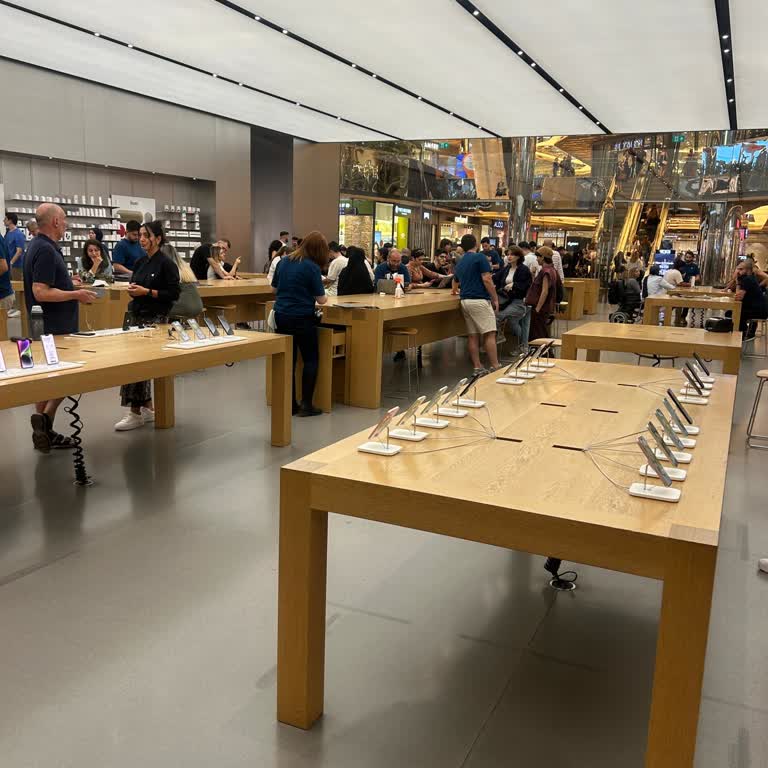 Zorlu AVM Apple Mağazası İpad Bükülme Sorunu