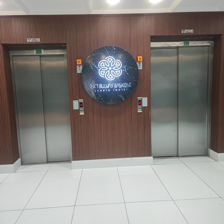 İnci Bulvar Başkent Yük Asansörü Sorunu
