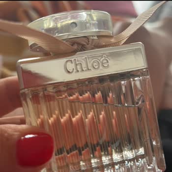 Dolap Uygulamasında Orijinalliği Şüpheli Parfüm Ve İade Sorunu