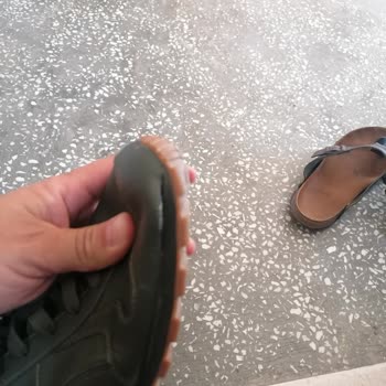 Kalitesiz Puma Kesinlikle Alma...!