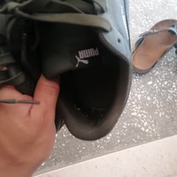 Kalitesiz Puma Kesinlikle Alma...!