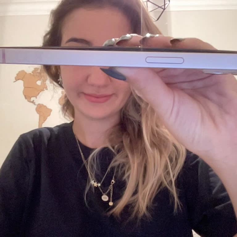 Apple iPhone 13 Battery Swelling After 2 Years and Screen Separating from the Case