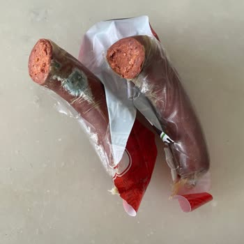 Maret Sucuk Küflenmiş Getirden Söylediğim 2 Markayada Yazık