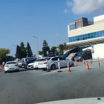 Mersin Şehir Hastanesi Acil Bölümünde Park Sorunu
