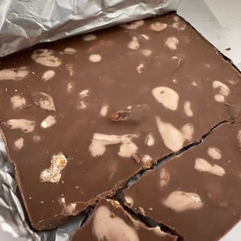 Nestle Marka Damak Çikolata