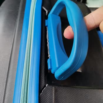 A101 Kalitesiz Valiz Cap Polo